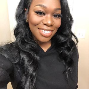 Meet your Posher, Shae